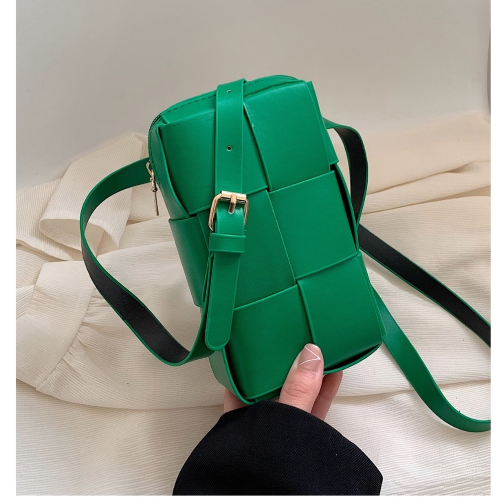 Green Faux Vegan PU Leather Crossbody Bag - Picture 1 of 8